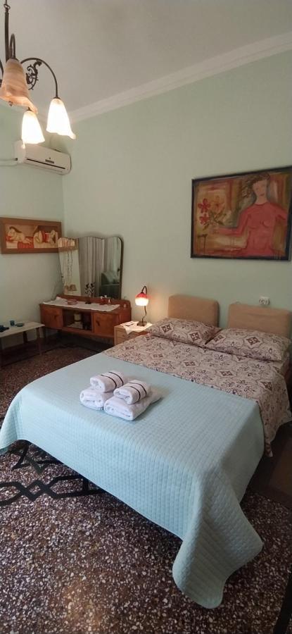 Pireas Port Next To Metro Artistic House Apartment Ngoại thất bức ảnh