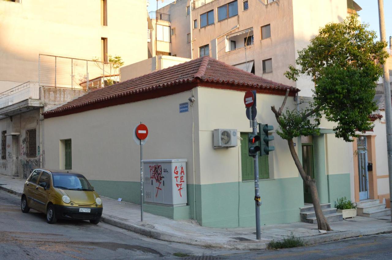 Pireas Port Next To Metro Artistic House Apartment Ngoại thất bức ảnh